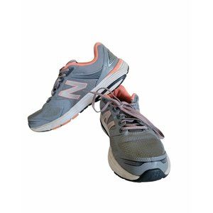 NEW BALANCE  560 V7 Running Shoes Womens Size U.S11/ EU 41 Gray/Pink